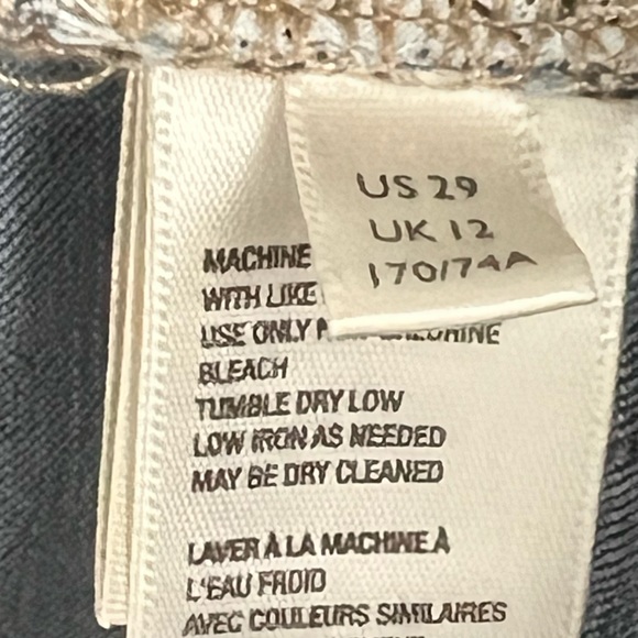 Free People Women's Light Wash Button Fly Bell Bottom Jeans Size 29 - Picture 4 of 7